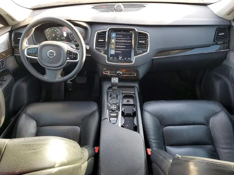 2018 VOLVO XC90 T6  