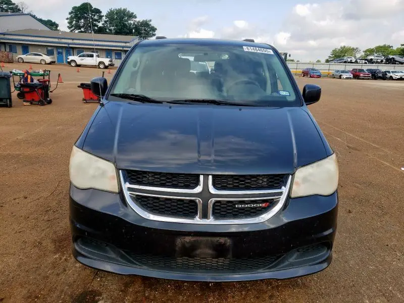 2013 DODGE GRAND CARAVAN SXT  