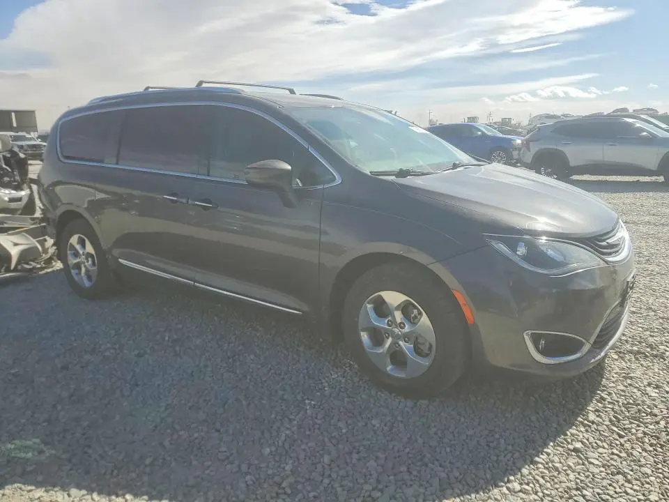 2019 CHRYSLER PACIFICA HYBRID TOURING L  