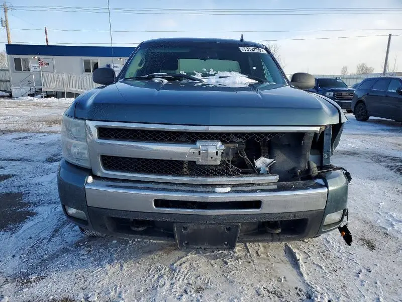 2011 CHEVROLET SILVERADO K1500 LT  