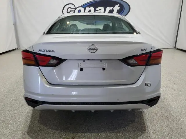 2024 NISSAN ALTIMA SV