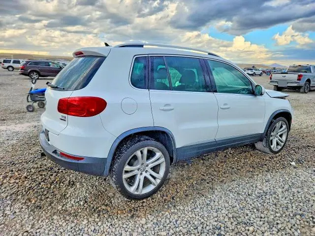 2016 VOLKSWAGEN TIGUAN S  