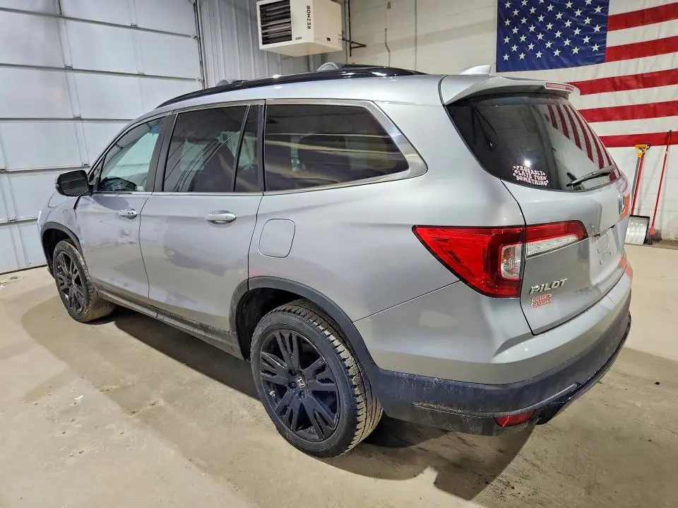 2021 HONDA PILOT SE  