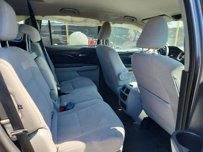 2016 HONDA PILOT LX  
