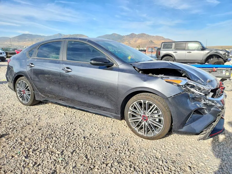 2024 KIA FORTE GT  