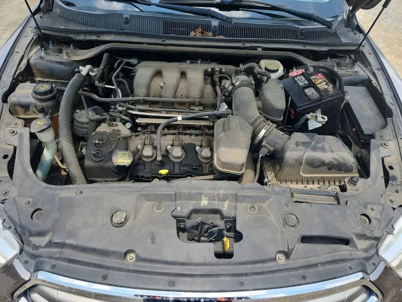 2014 FORD TAURUS SEL  