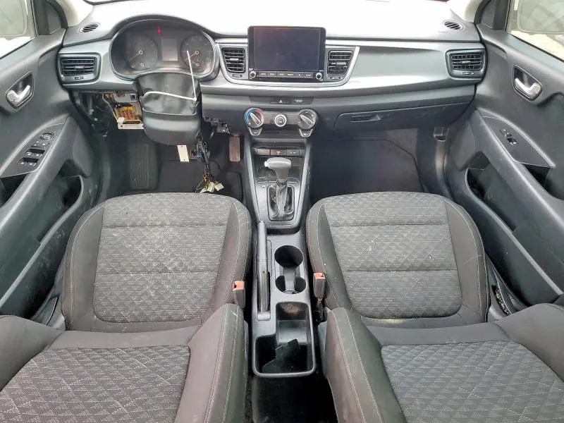 2021 KIA RIO LX  
