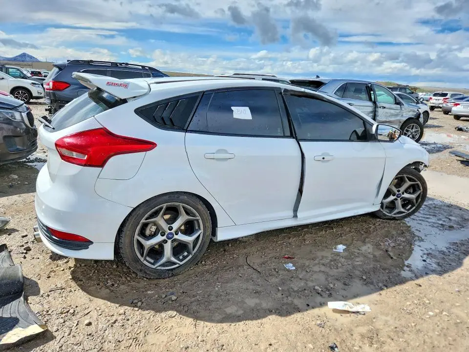 2017 FORD FOCUS ST  