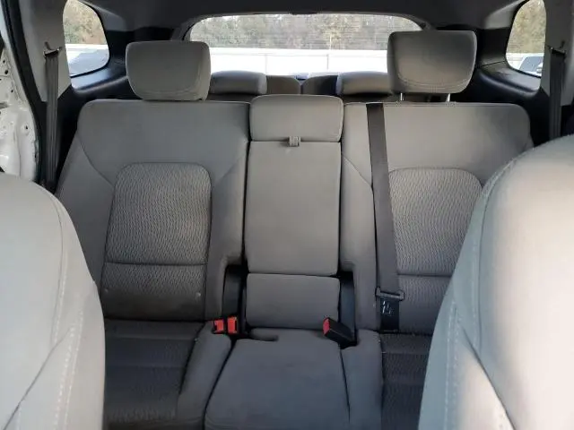 2016 HYUNDAI SANTA FE SE  