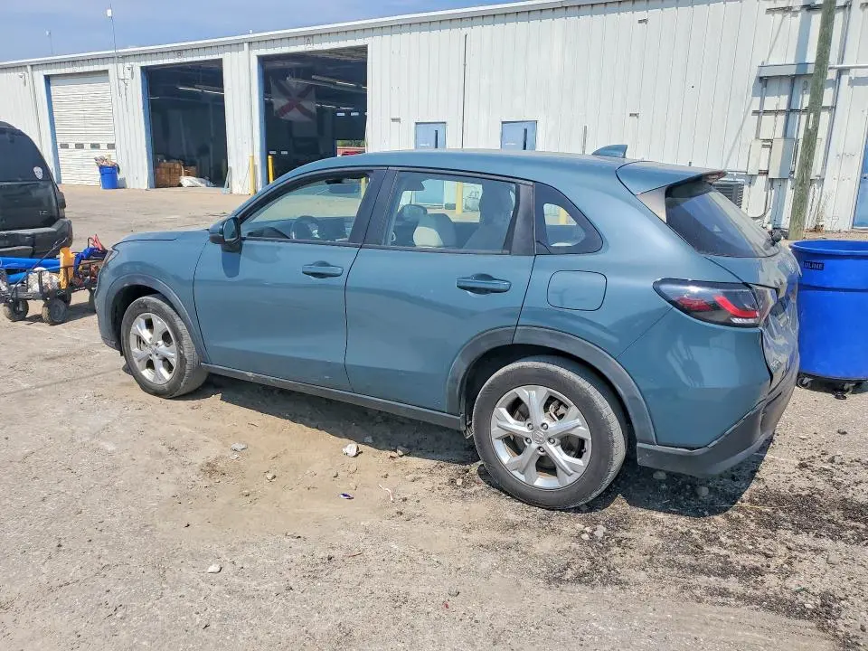 2023 HONDA HR-V LX  