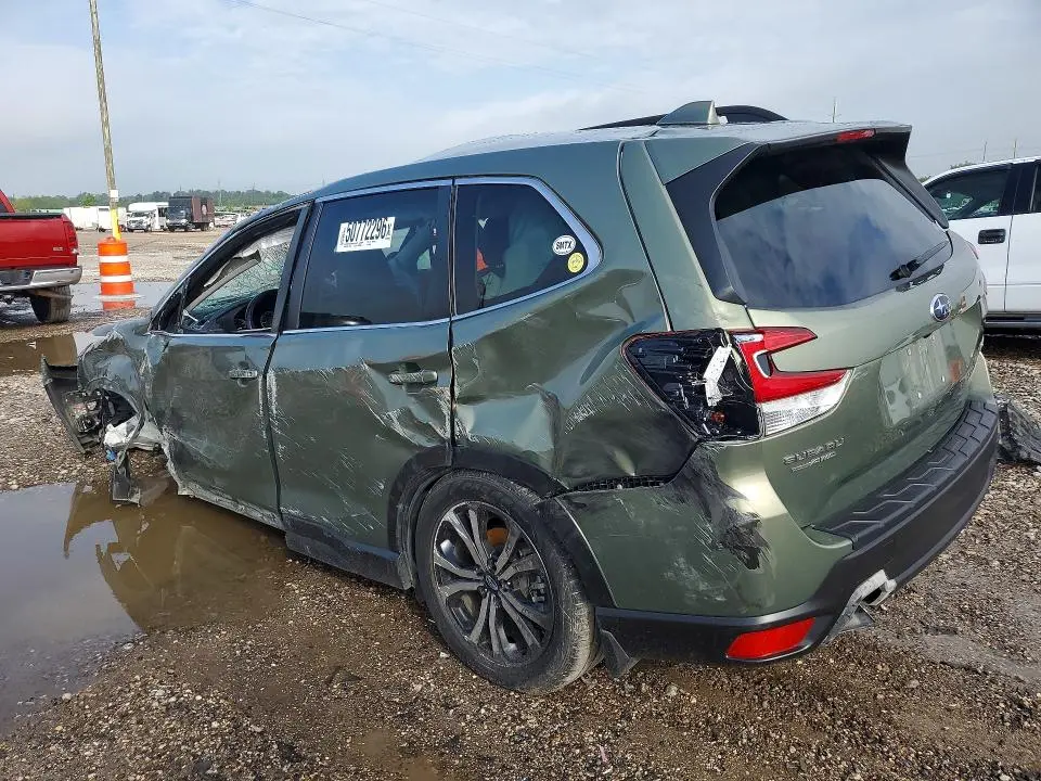 2021 SUBARU FORESTER LIMITED  