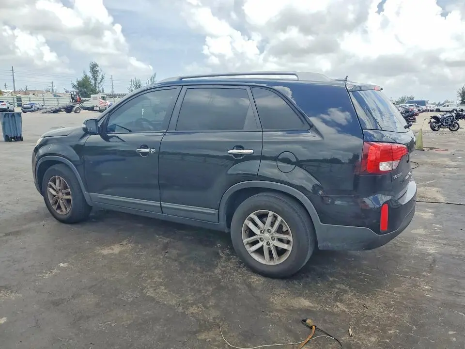 2014 KIA SORENTO LX  