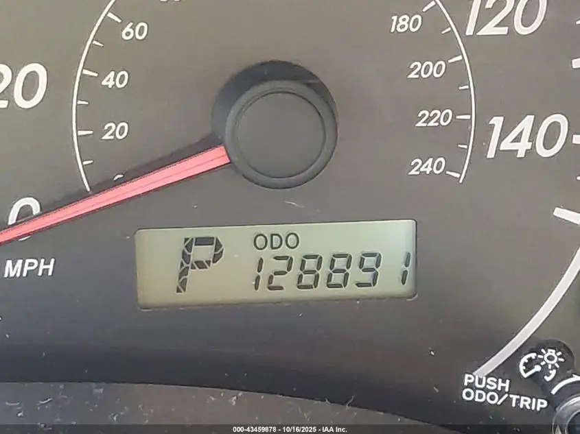 2013 TOYOTA COROLLA LE