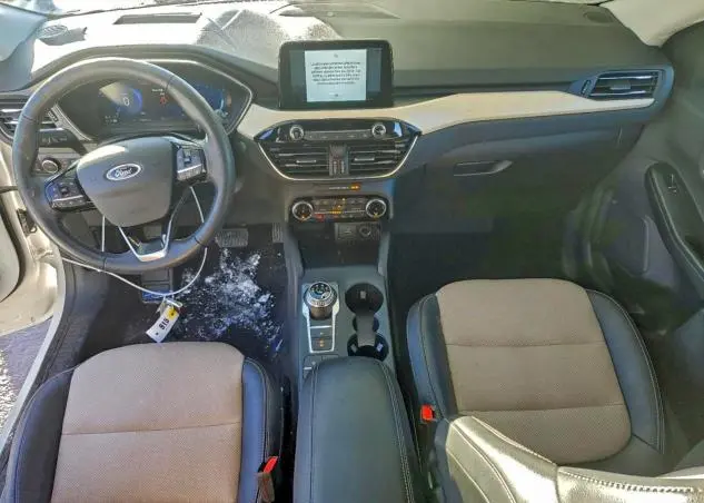 2022 FORD ESCAPE TITANIUM  