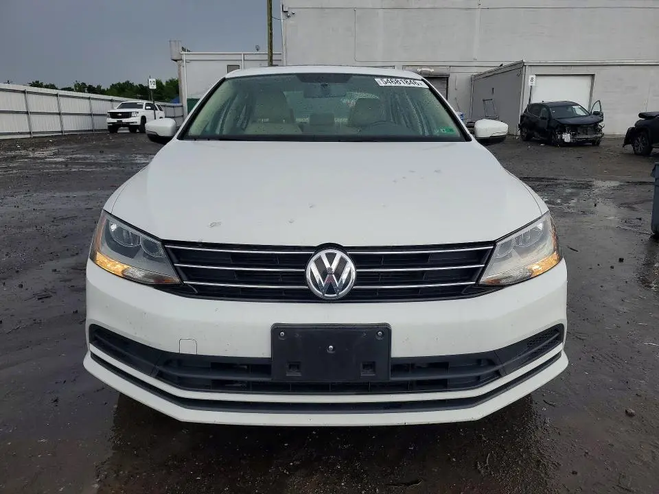 2016 VOLKSWAGEN JETTA SE  