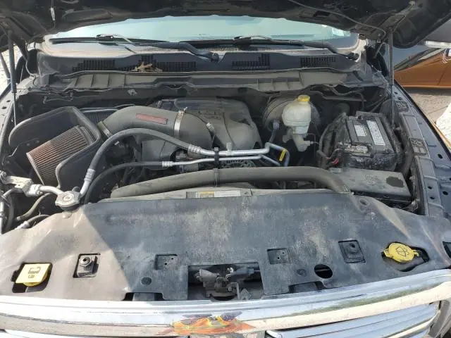 2015 RAM 1500 SLT  