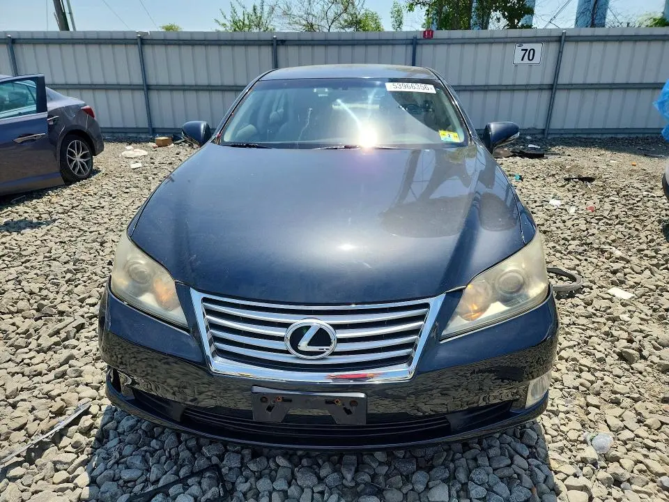 2011 LEXUS ES 350  