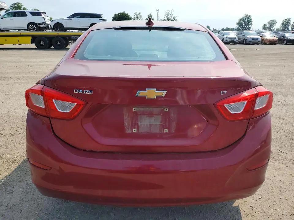 2017 CHEVROLET CRUZE LT  