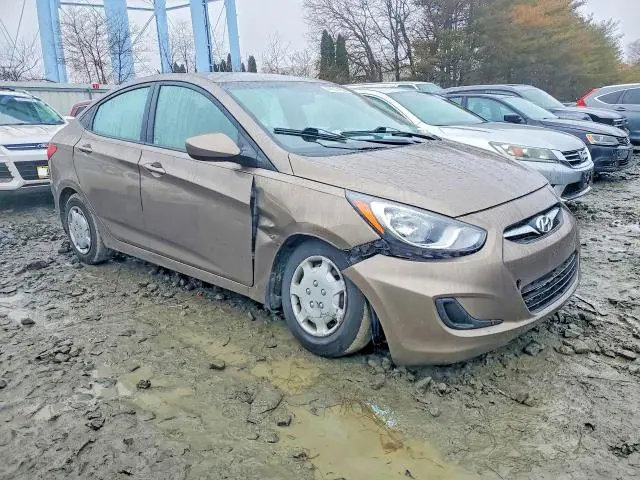2013 HYUNDAI ACCENT GLS  