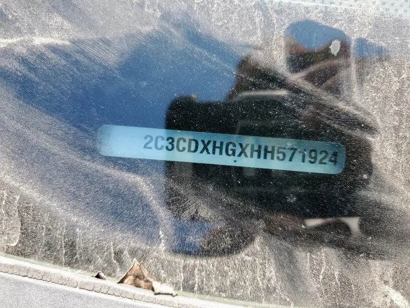 2017 DODGE CHARGER SXT  