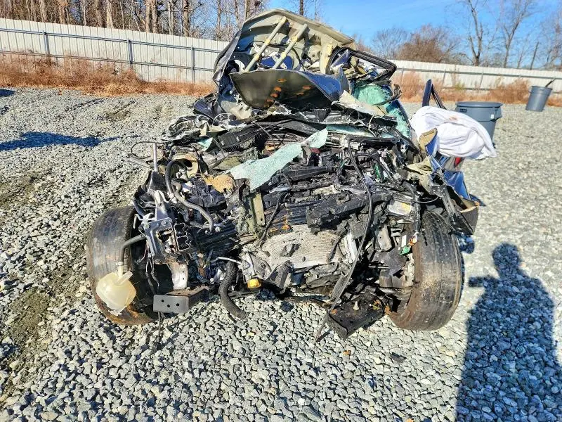 2022 NISSAN VERSA SV  