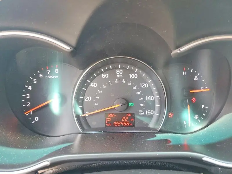 2015 KIA SORENTO LX  