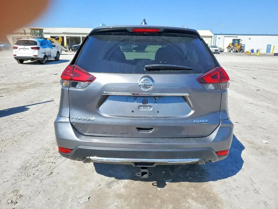 2019 NISSAN ROGUE S  
