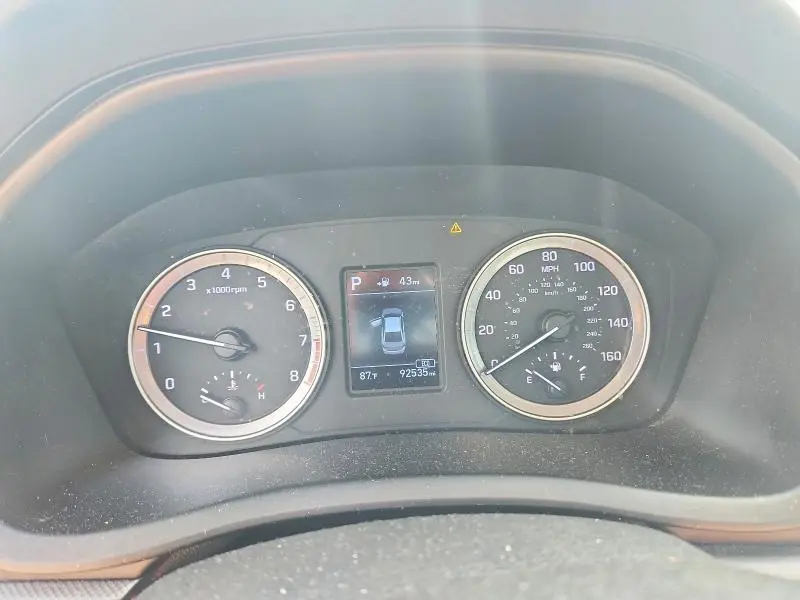 2018 HYUNDAI SONATA SE  