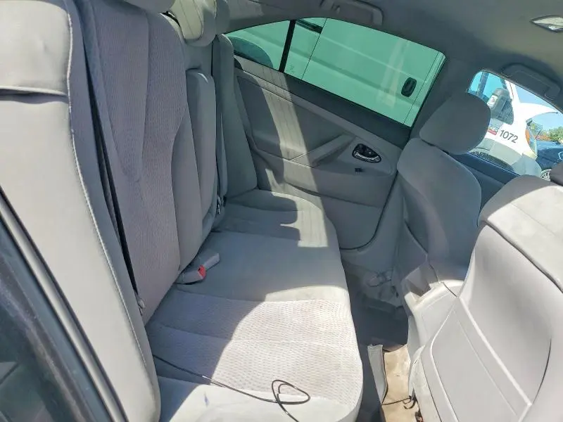2011 TOYOTA CAMRY LE  