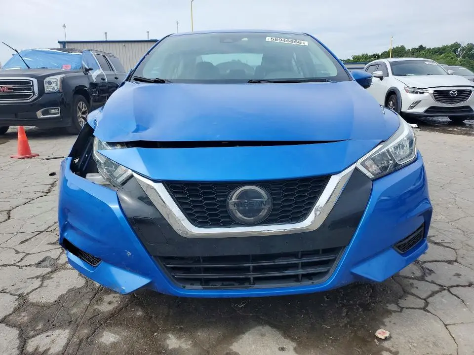 2020 NISSAN VERSA SV  