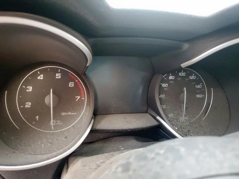 2021 ALFA ROMEO STELVIO SPORT  