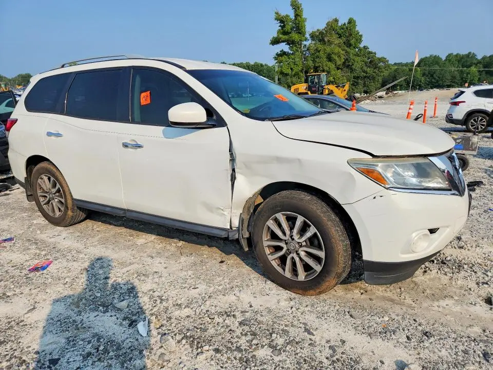 2014 NISSAN PATHFINDER SV  