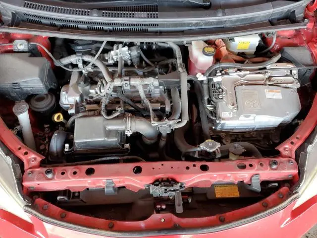 2014 TOYOTA PRIUS C   