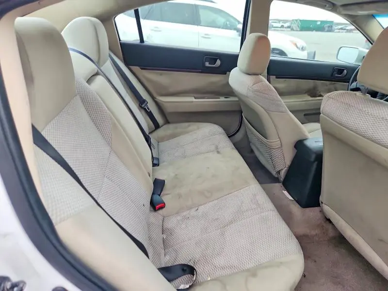 2011 MITSUBISHI GALANT   