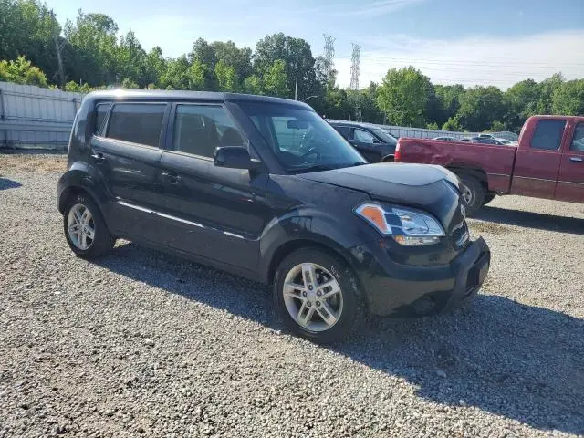 2011 KIA SOUL +  