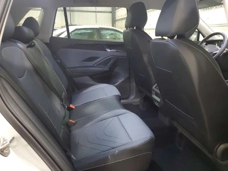 2025 VOLKSWAGEN TIGUAN SE  