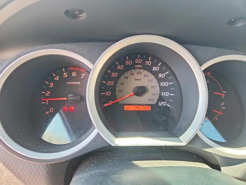 2011 TOYOTA TACOMA BASE  