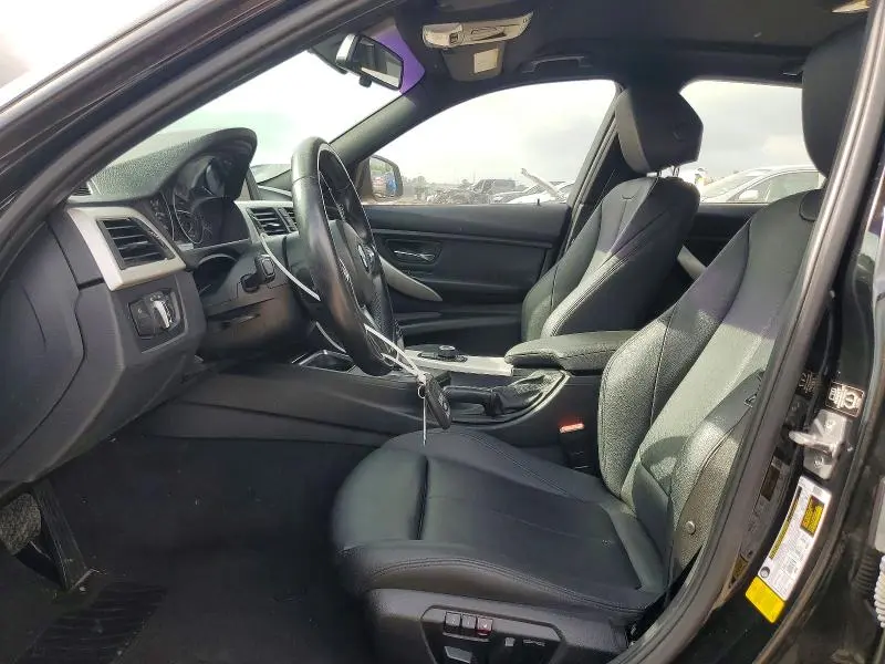 2014 BMW 320   