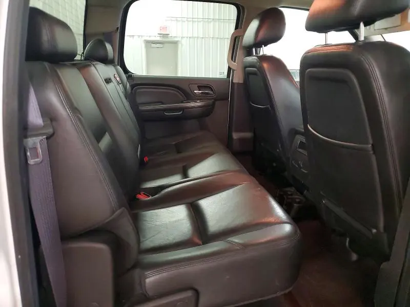 2012 GMC SIERRA K2500 DENALI  