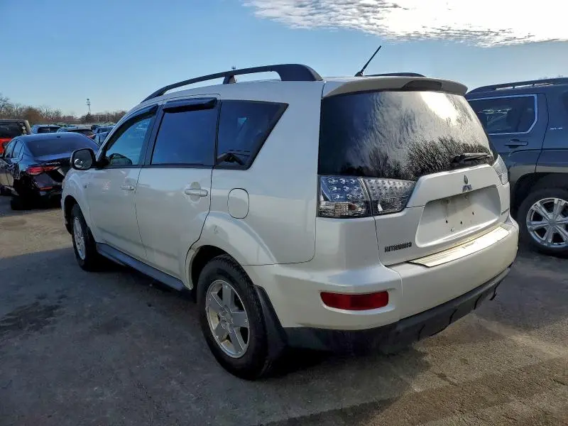 2010 MITSUBISHI OUTLANDER ES  
