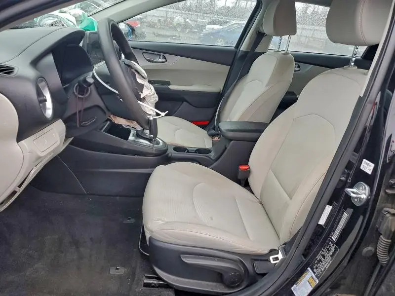 2022 KIA FORTE FE  