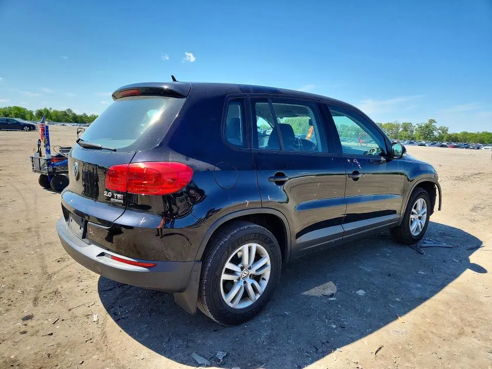 2014 VOLKSWAGEN TIGUAN S  