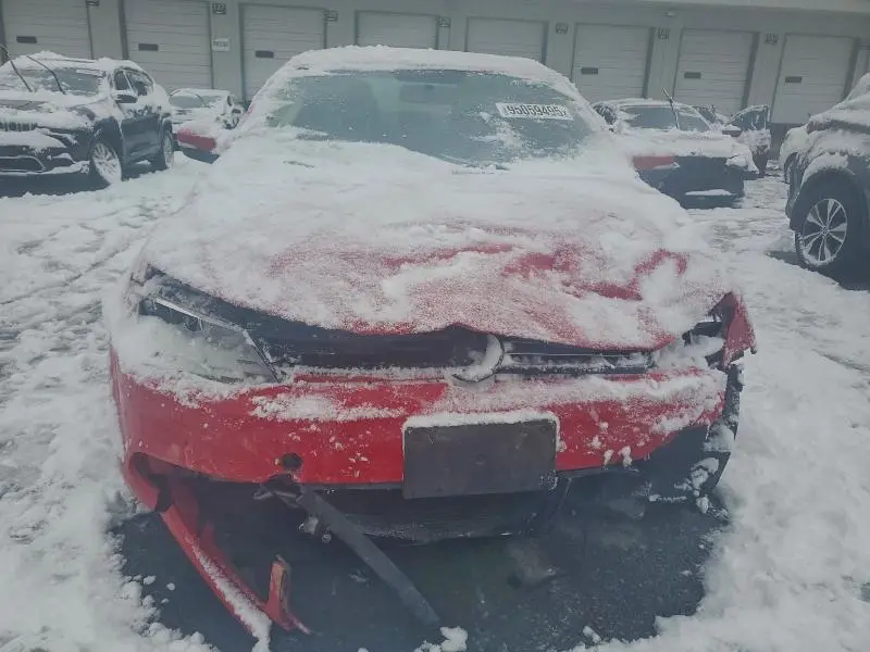 2013 VOLKSWAGEN JETTA SE  