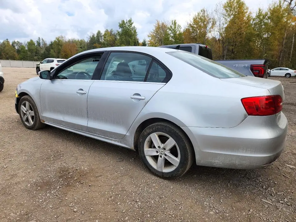 2013 VOLKSWAGEN JETTA TDI  