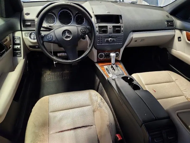 2011 MERCEDES-BENZ C 300  