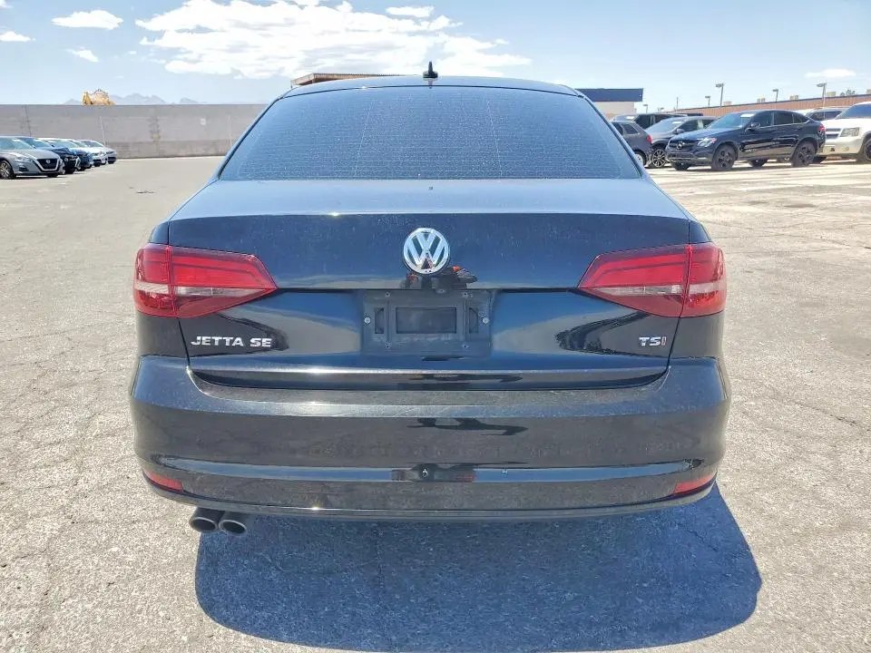 2016 VOLKSWAGEN JETTA SE  