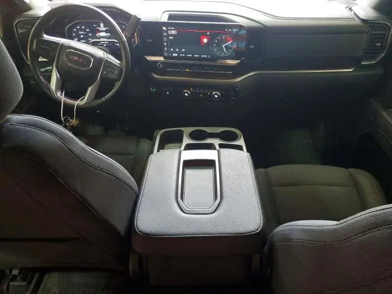 2023 GMC SIERRA K1500 SLE  