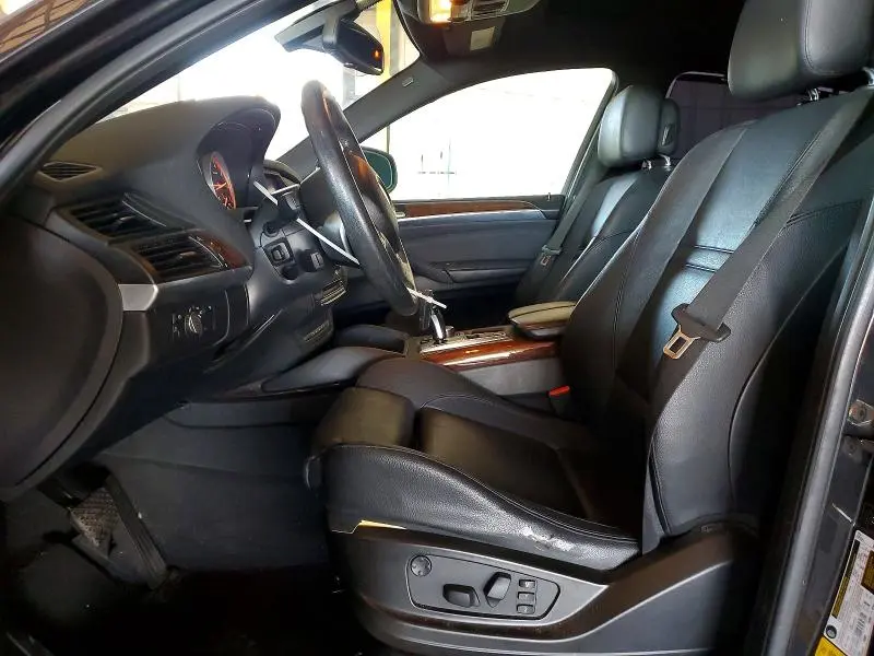 2011 BMW X6 XDRIVE50I  