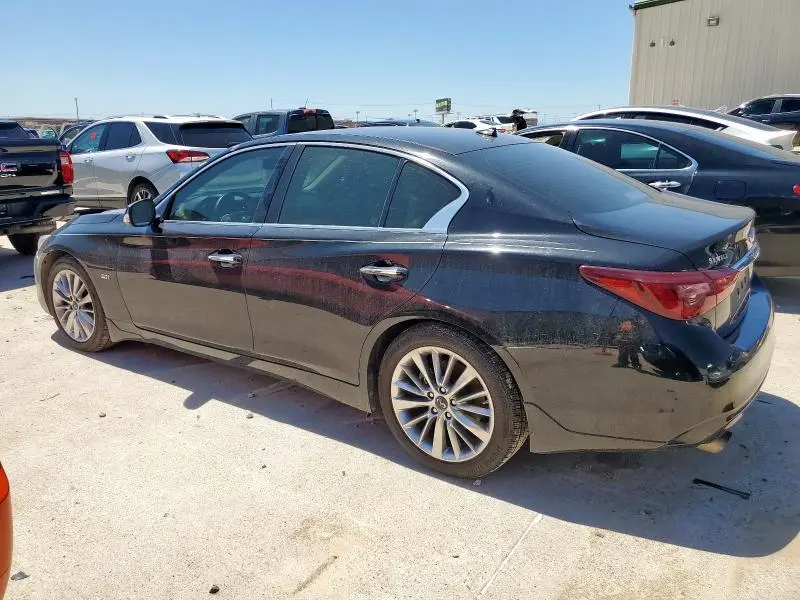 2018 INFINITI Q50 LUXE