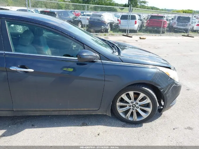 2013 HYUNDAI SONATA SE